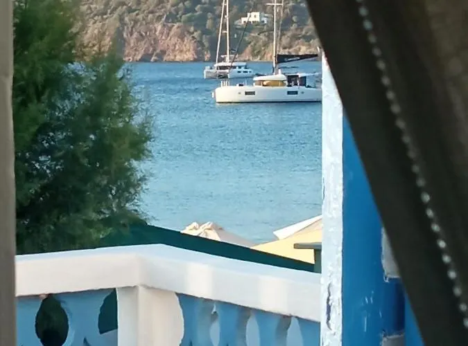 아파트 Anneta's 아기아 마리나